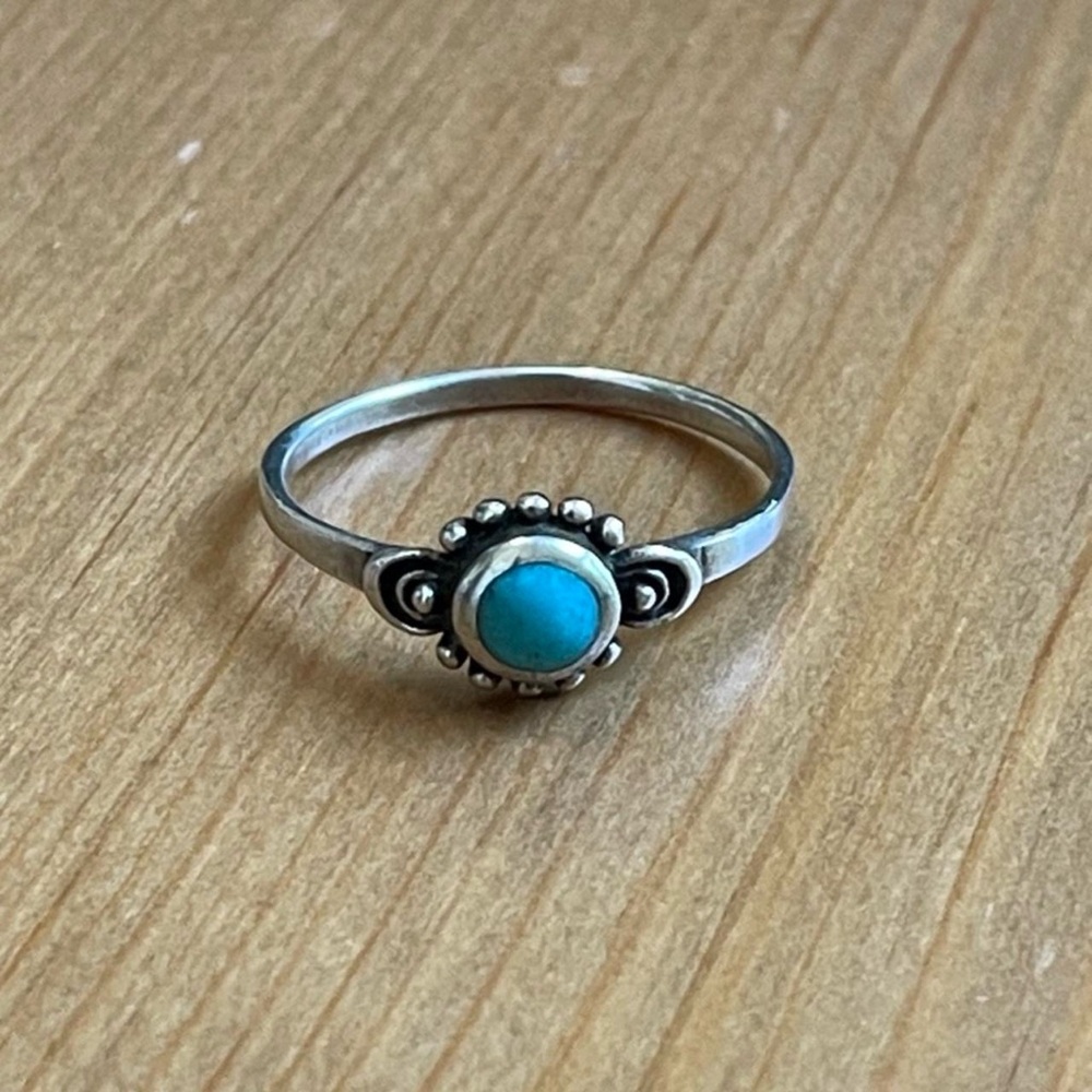 Turquoise Sterling Silver Cabochon Ring with Bezel Setting